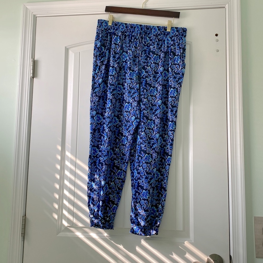 Tommy Bahama Islandactive joggers.